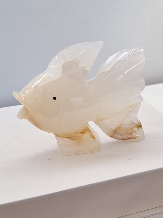 Vintage Carved Onyx Koi Fish Sculpture stone marble figurine - Picture 1 of 3